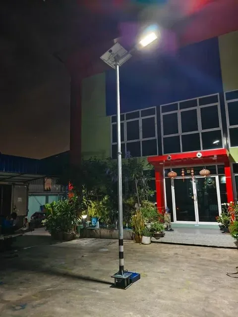 โคมไฟถนนพลังงานโซลาร์เซลล์